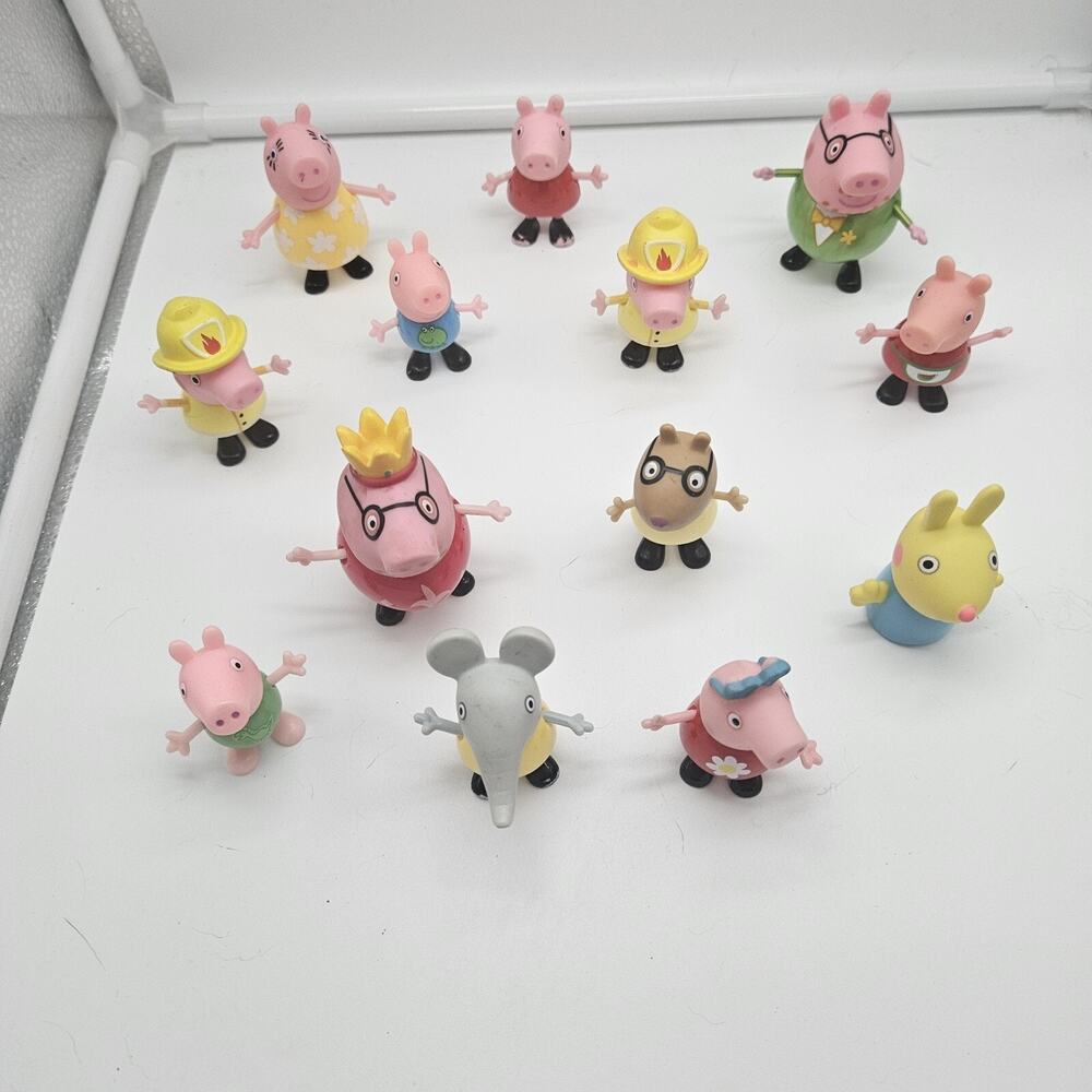 Peppa Pig Bundle 12 Figures Friends Lot Pedro Emily Princessgeorge Daddy